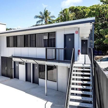 Airlie Sun & Sand Motel Accommodation #4 에일리비치 외부 사진